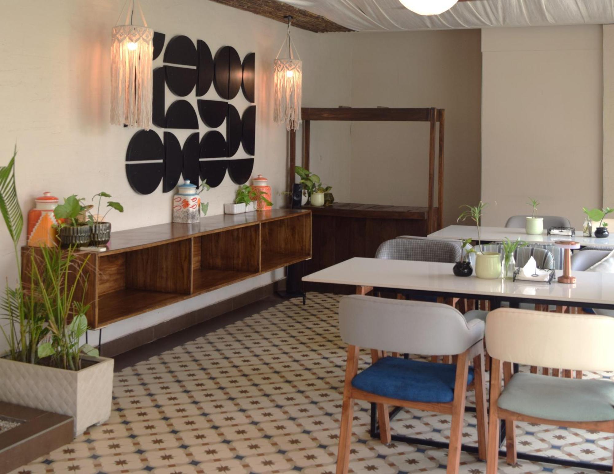 Cape House Hotel Амритсар Екстериор снимка